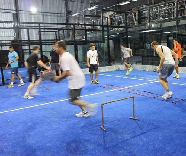 Preparación física pádel Zaragoza: mejora tu rendimiento y evita lesiones